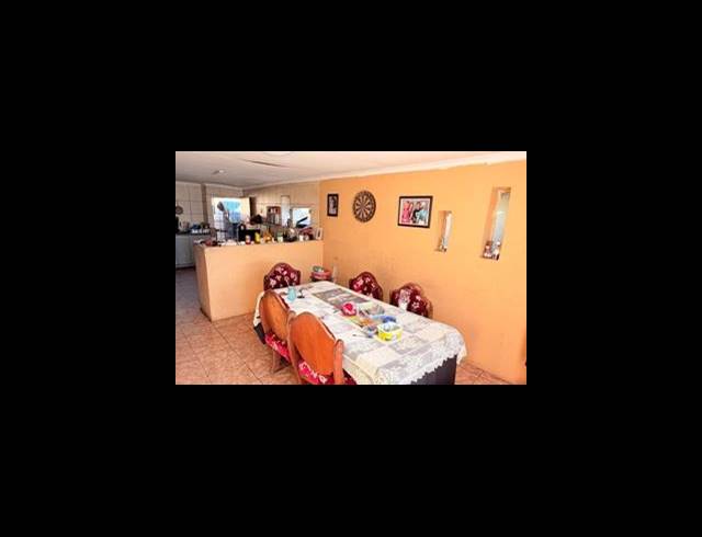 4 BEDROOM HOUSE FOR SALE IN NORKEM PARK